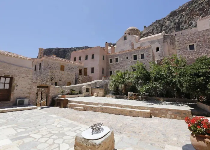 Kellia ゲストハウス 4*